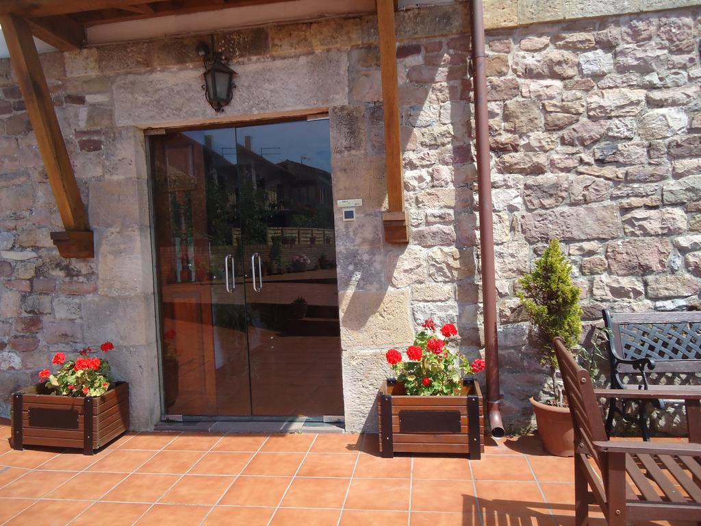 Montanes Otel Santillana del Mar Dış mekan fotoğraf